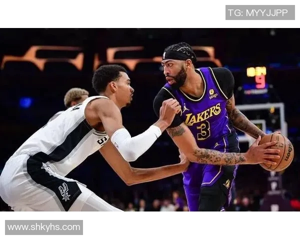 享克与安德莱的巅峰对决谁能笑到最后揭开悬念之战