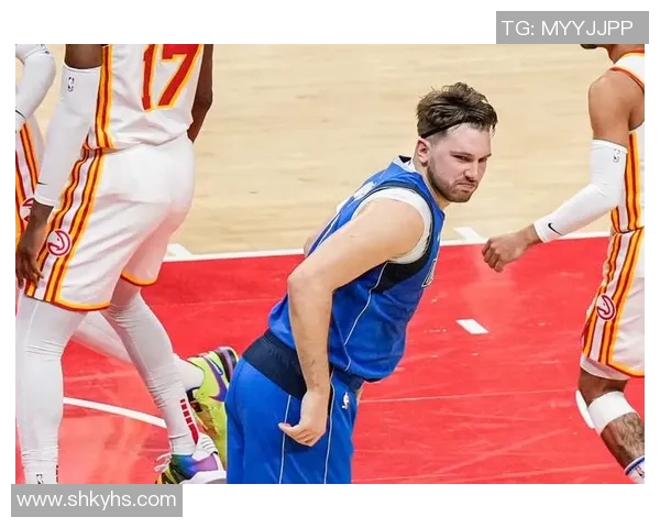 东契奇狂砍73分打破现役得分纪录独行侠成功终结太阳11连胜之势