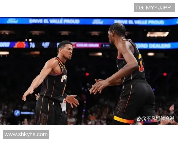 拉塞尔对决76人展现精彩篮球盛宴引发球迷热议