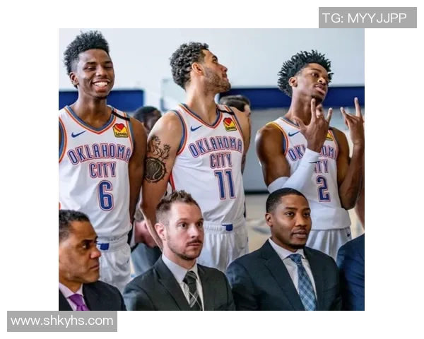 火箭队与雷霆队激战八月二十精彩对决回顾与分析