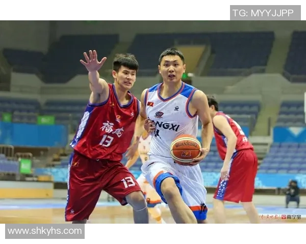 广西威壮迎战武汉当代全力争胜展现足球魅力与激情对决